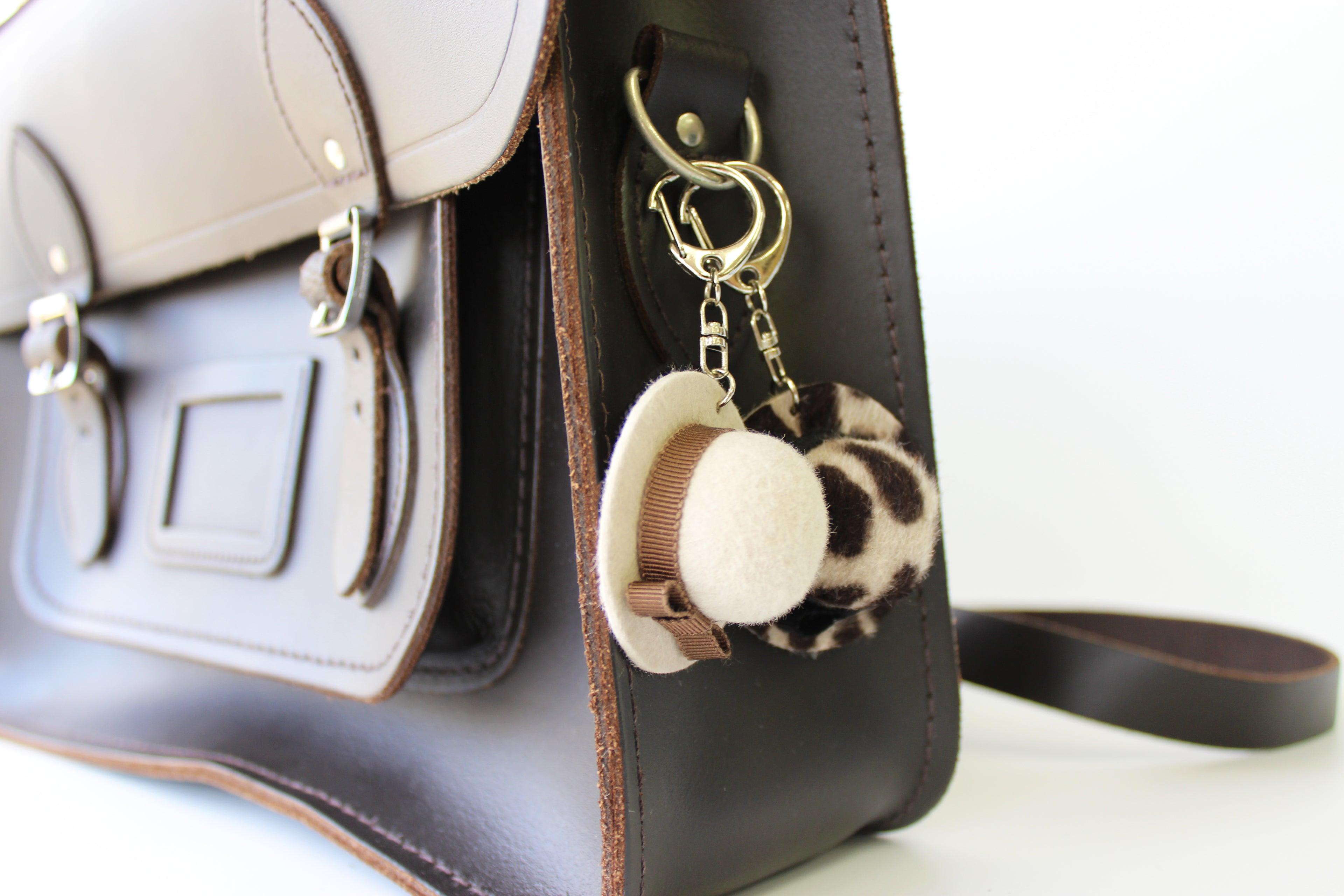 maxim  ミニチュアハットキーホルダー